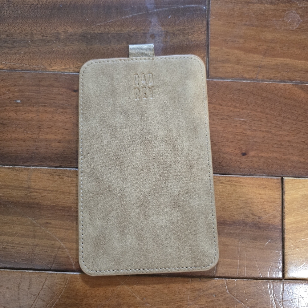 Rad Rev Card Sleeve In Oak - Picture 2 of 2